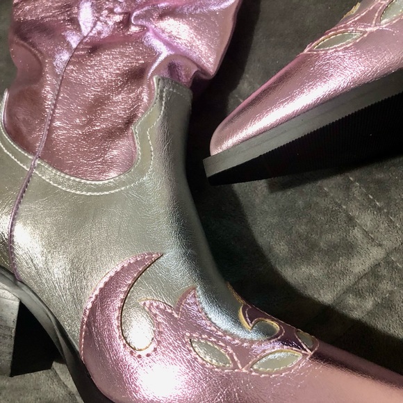 BRAND NEW Pink & Silver Glam Cowboy Boots - Picture 3 of 16